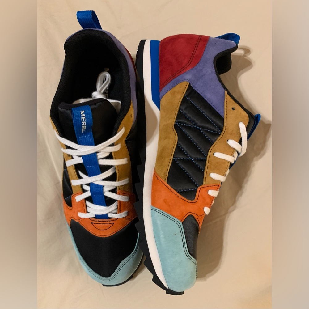 NWT Merrell womens alpine sneaker - Size 11.